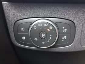 Ford Focus (2022) thumbnail 19