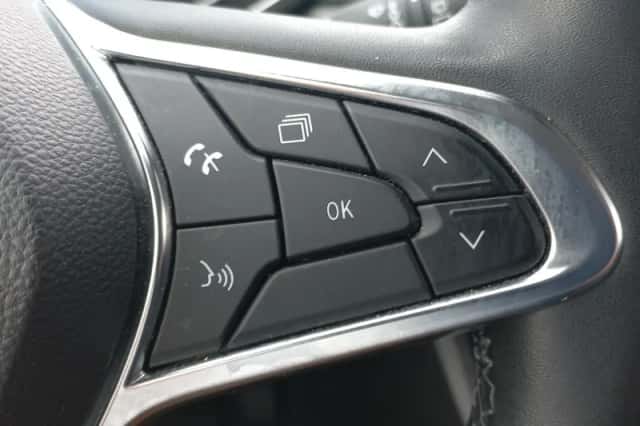 Renault Captur (2022) thumbnail 23