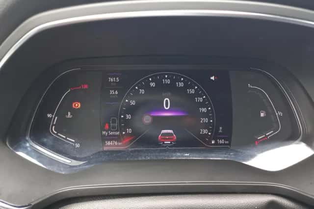 Renault Captur (2022) thumbnail 6