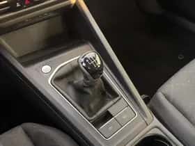 Volkswagen Golf (2022) thumbnail 31