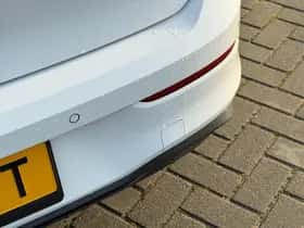 Volkswagen Golf (2022) thumbnail 36