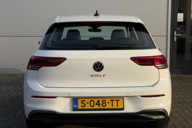 Volkswagen Golf (2022) thumbnail 40