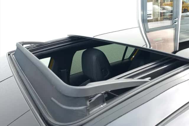 Opel Astra (2022) thumbnail 12