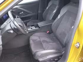 Opel Astra (2022) thumbnail 14