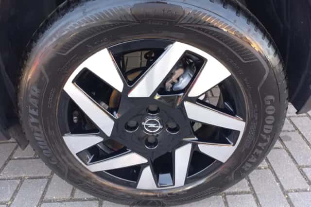 Opel Mokka (2023) thumbnail 9