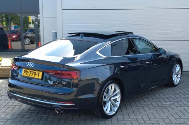 Audi A5 (2017) thumbnail 4