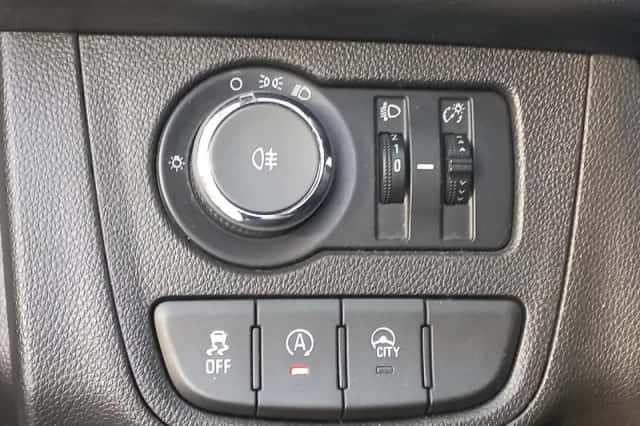 Opel Karl (2018) thumbnail 22