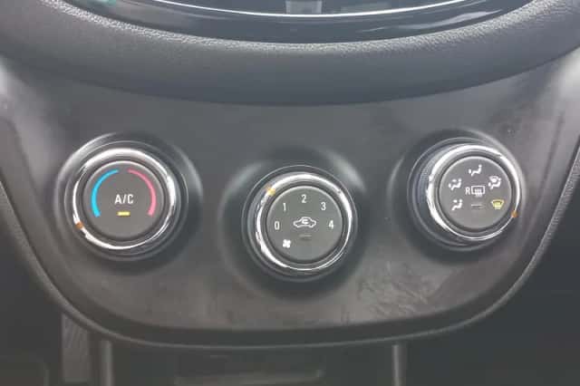 Opel Karl (2019) thumbnail 6