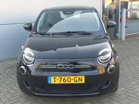 Fiat 500 (2023) thumbnail 3