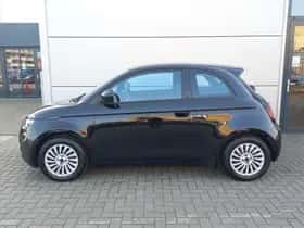 Fiat 500 (2023) thumbnail 4