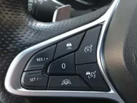 Renault Captur (2021) thumbnail 23