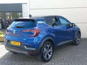 Renault Captur (2021) thumbnail 4