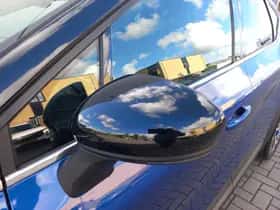 Renault Captur (2021) thumbnail 43
