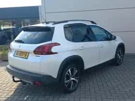 Peugeot 2008 (2016) thumbnail 5
