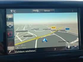 Peugeot 2008 (2016) thumbnail 8