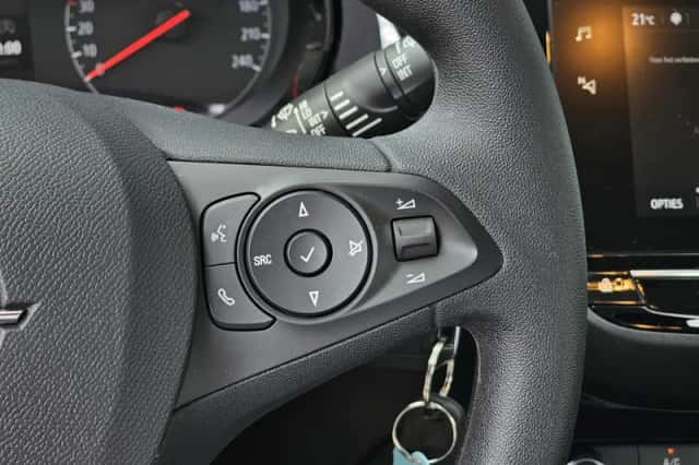 Opel Corsa (2022) thumbnail 23