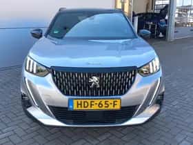 Peugeot 2008 (2021) thumbnail 2