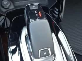 Peugeot 2008 (2021) thumbnail 11