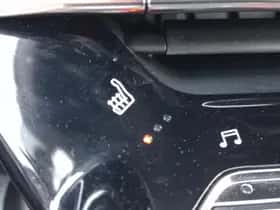 Peugeot 2008 (2021) thumbnail 13