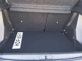 Peugeot 2008 (2021) thumbnail 18