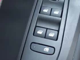 Peugeot 2008 (2021) thumbnail 20