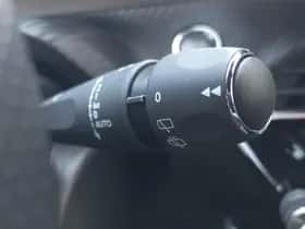 Peugeot 2008 (2021) thumbnail 26
