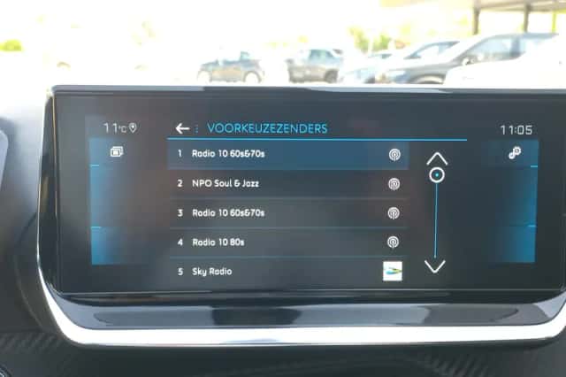 Peugeot 2008 (2021) thumbnail 30