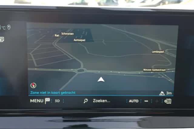 Peugeot 2008 (2021) thumbnail 7