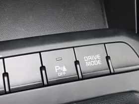 Kia Stonic (2021) thumbnail 18