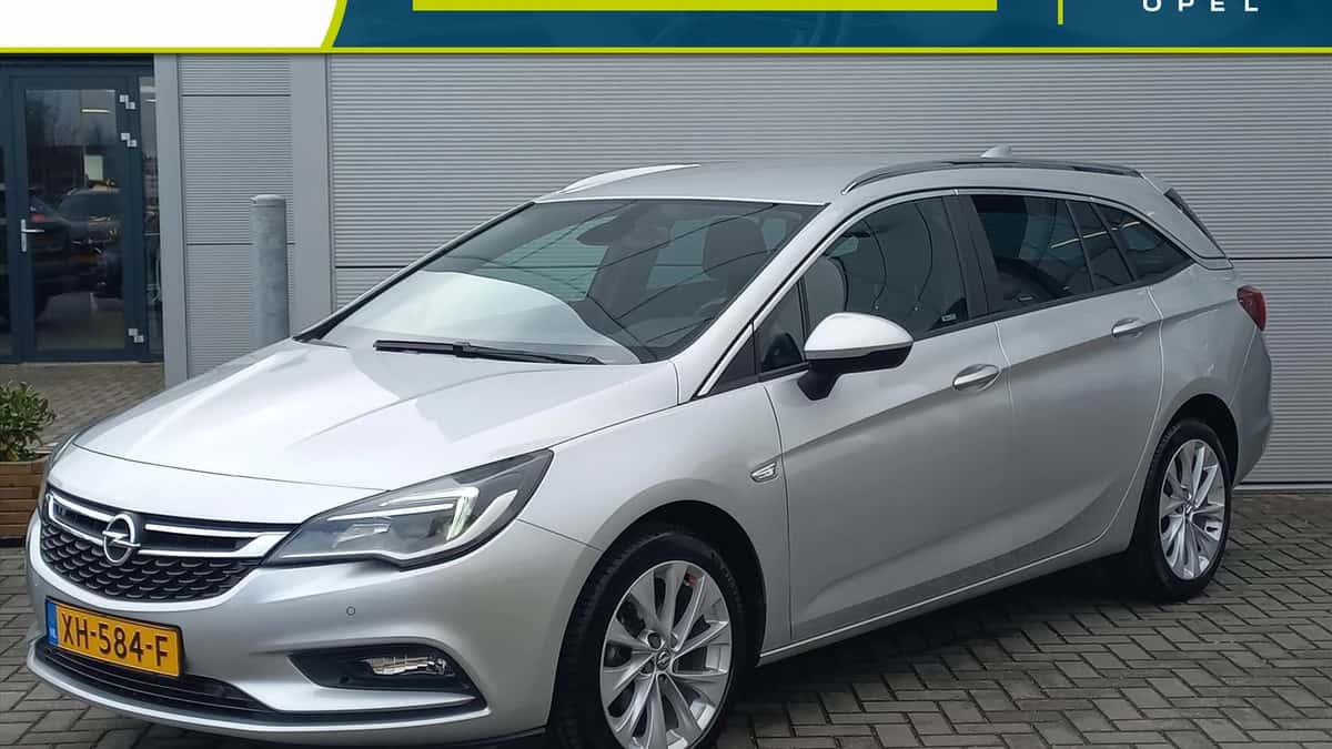 Opel Astra (2019) — foto 1