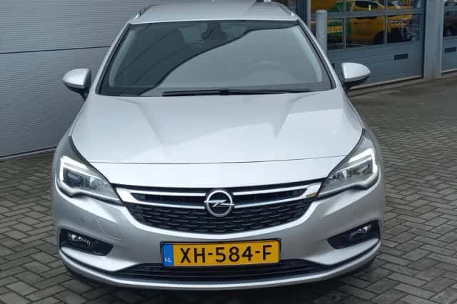 Opel Astra (2019) thumbnail 2