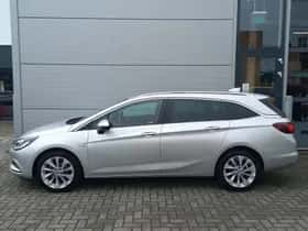 Opel Astra (2019) thumbnail 3