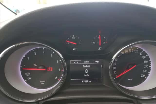 Opel Astra (2019) thumbnail 5