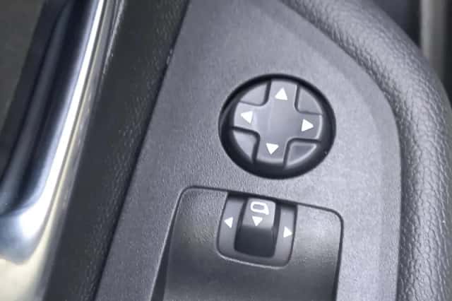 Opel Mokka (2025) thumbnail 16