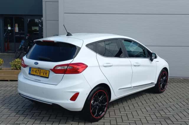 Ford Fiesta (2020) thumbnail 5