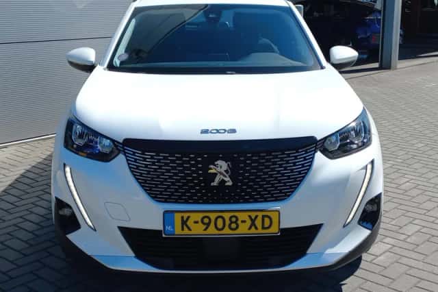 Peugeot 2008 (2021) thumbnail 2
