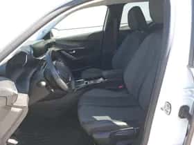 Peugeot 2008 (2021) thumbnail 11