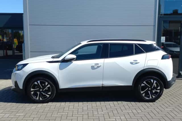 Peugeot 2008 (2021) thumbnail 3