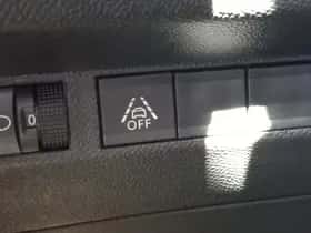 Peugeot 2008 (2021) thumbnail 25