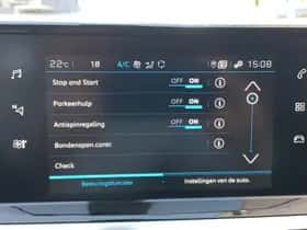 Peugeot 2008 (2021) thumbnail 30