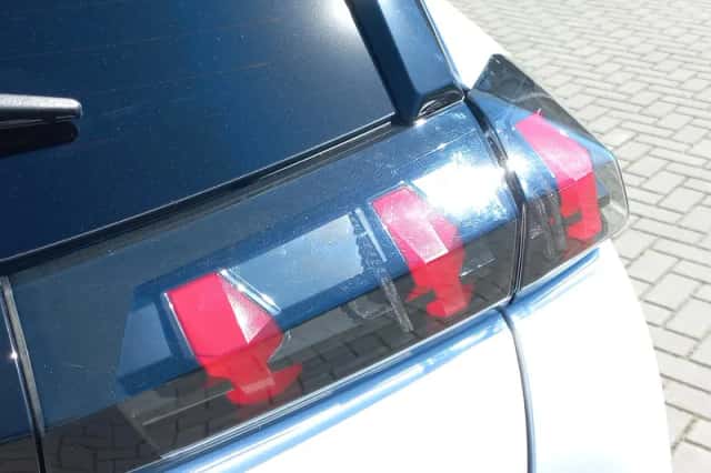 Peugeot 2008 (2021) thumbnail 35