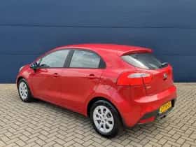Kia Rio (2014) thumbnail 25