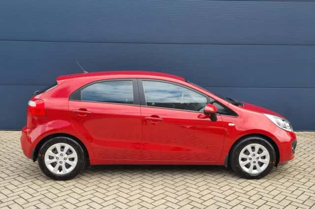 Kia Rio (2014) thumbnail 28