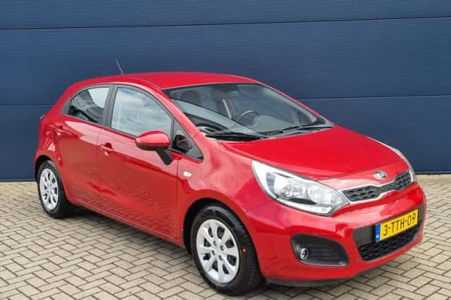Kia Rio (2014) thumbnail 29