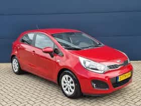 Kia Rio (2014) thumbnail 29