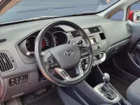 Kia Rio (2014) thumbnail 30