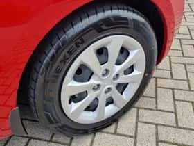 Kia Rio (2014) thumbnail 31