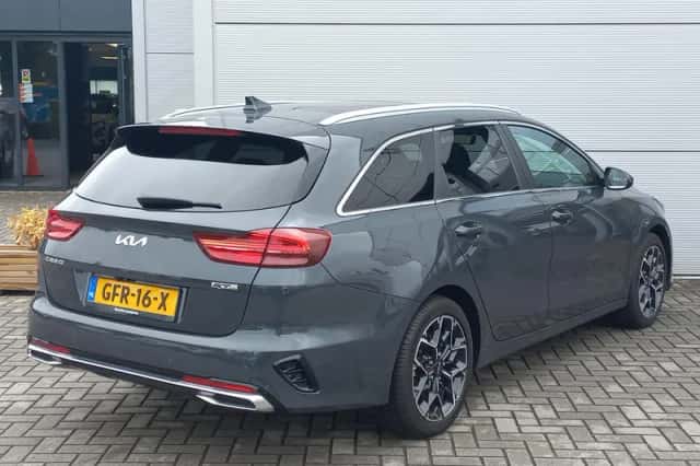 Kia Ceed Sportswagon (2024) thumbnail 6
