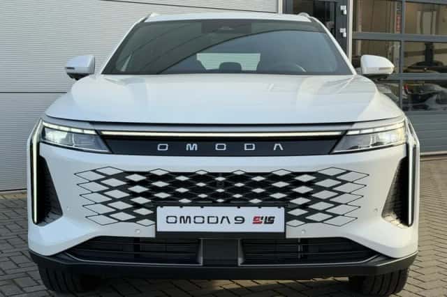 Omoda 9 (2026) thumbnail 2