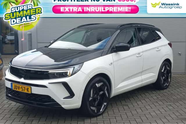 Opel Grandland (2023) thumbnail 1